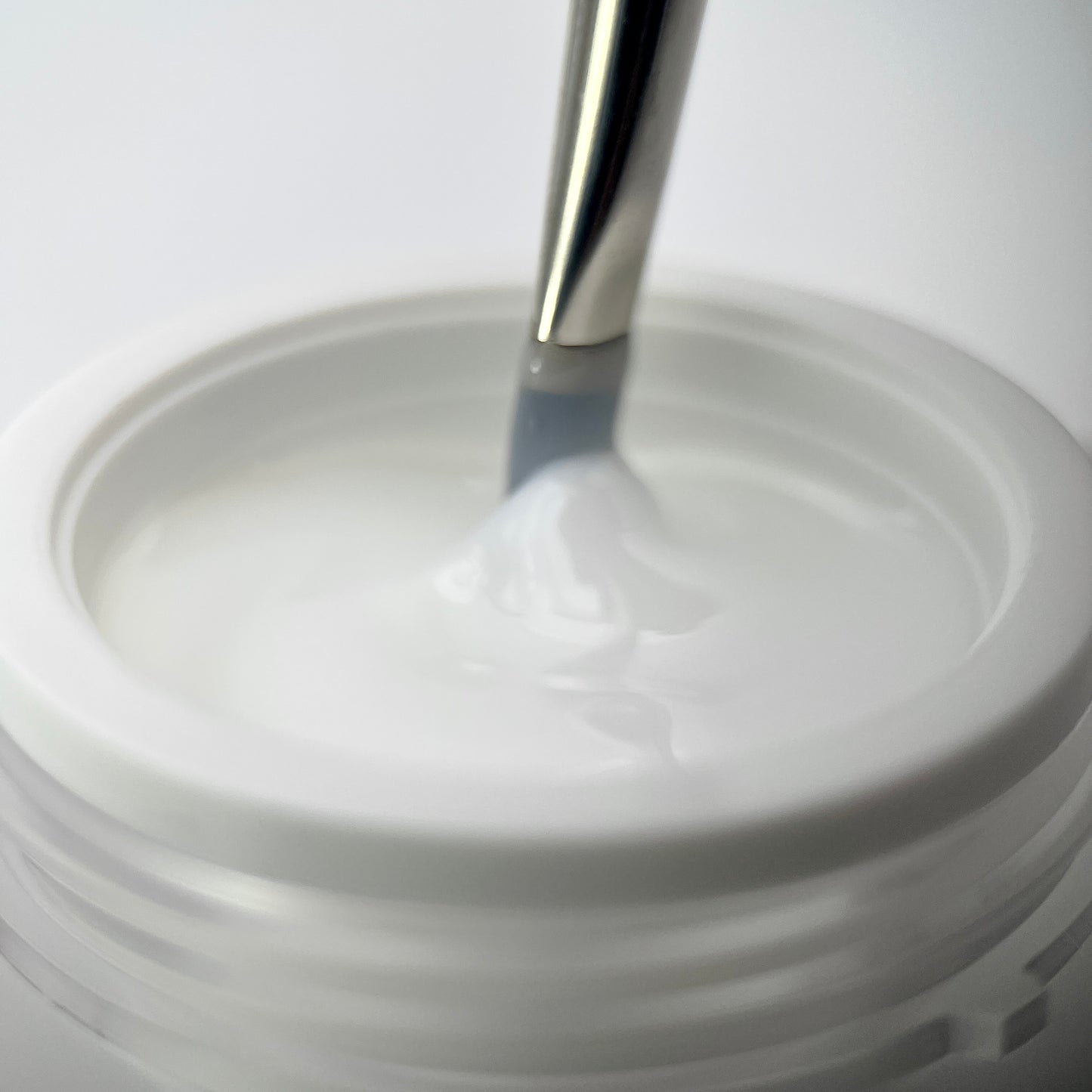 CREAMY MILKY WHITE - Builder Gel semi autolivellante - Bianco Latte