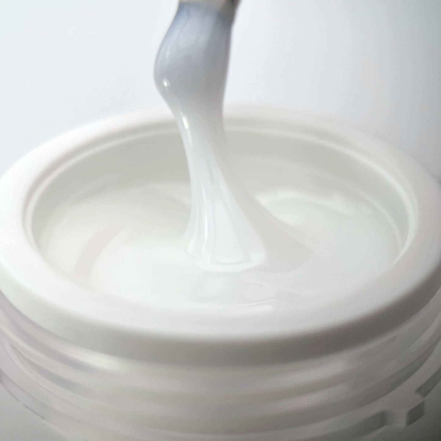 CREAMY MILKY WHITE - Builder Gel semi autolivellante - Bianco Latte